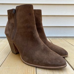 Louise et Cie Sabra Bootie Size 11